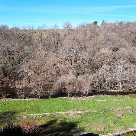 Studio Avec Vue Sur La Vezere Uzerche Bagian luar foto